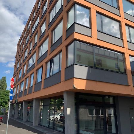 Air-Conditioned, 2 Room Apartment With Terrace Bratislava Ngoại thất bức ảnh